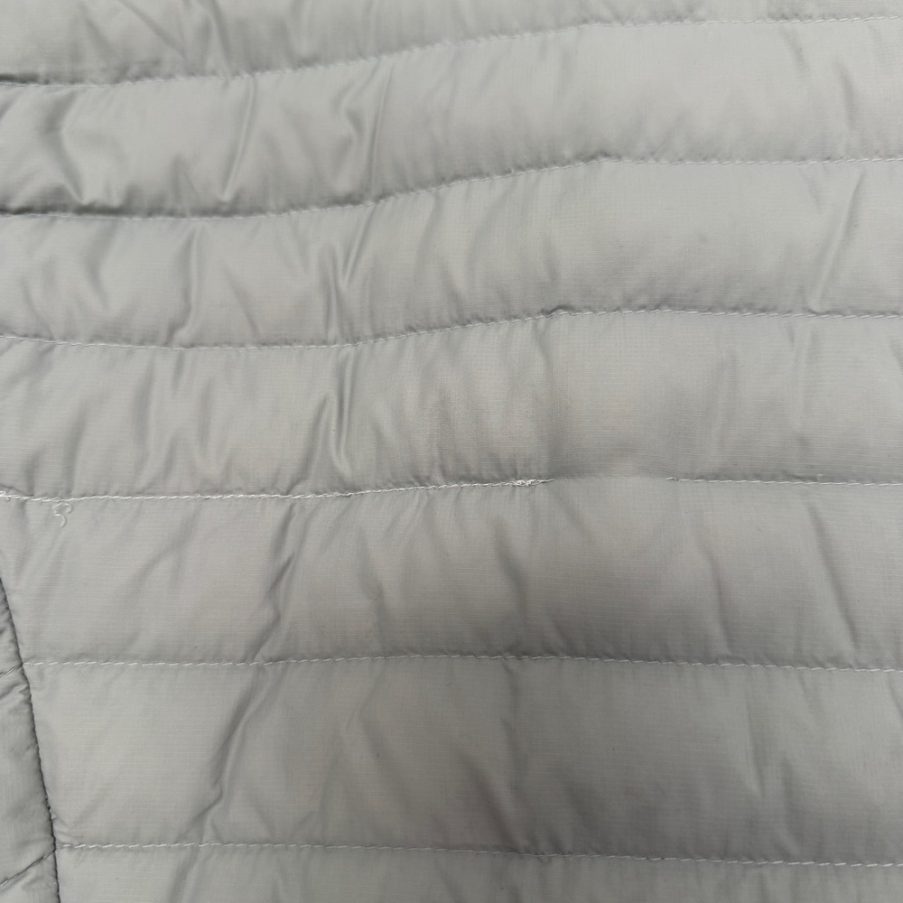 Mountain Hardware Packable Down Puffer Jacket - S - image 10